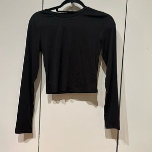 Commense size small black tshirt